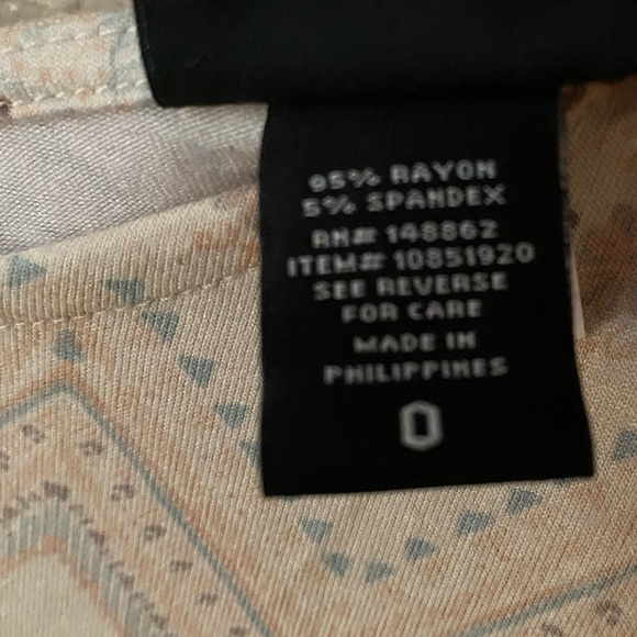 Torrid tank size 0 - Picture 2 of 6